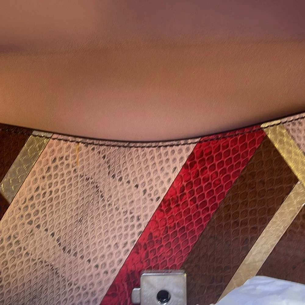 EUC Rare Gucci Python Dionysus Shoulder Bag. Worn only 1 time - Picture 6 of 16